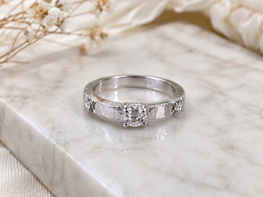18K Silver-Plated CZ Solitaire Ring with CZ Accent Sides Classic Fashion New